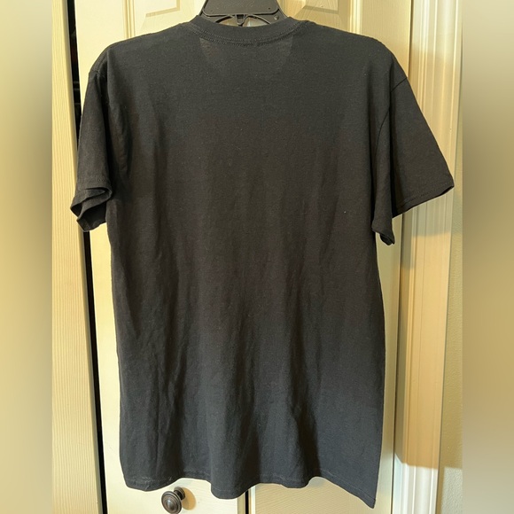 Mr. Beast signed t-shirt - Picture 2 of 5